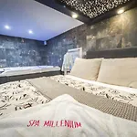 L\'Eden Love - Jacuzzi / Sauna